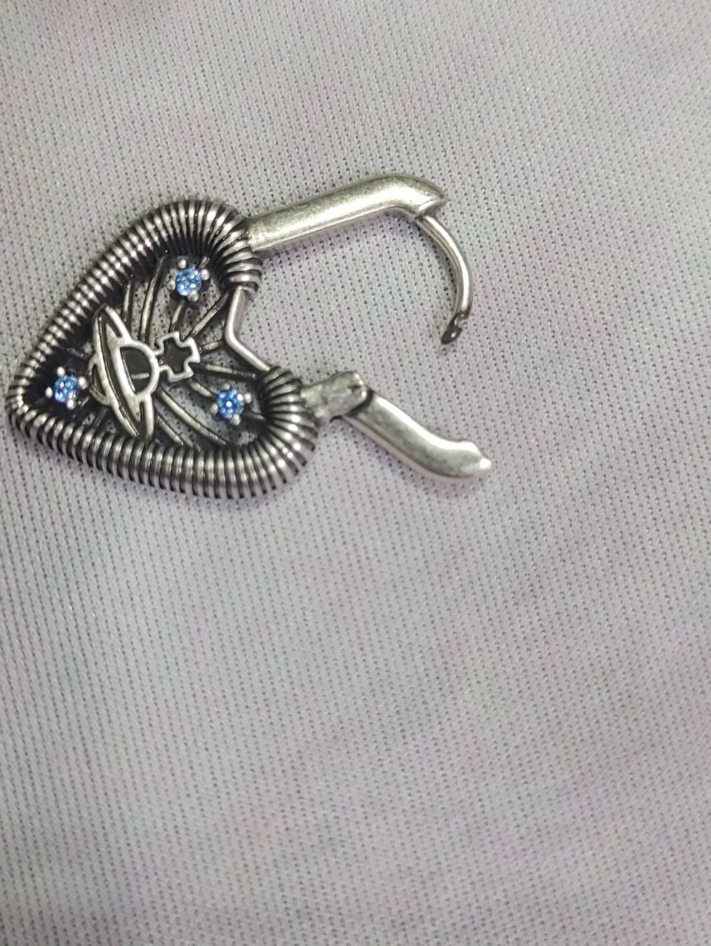 Vivienne Westwood Heart Hoop Earrings - Picture 6 of 8